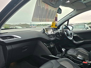 Peugeot 2008 thumbnail