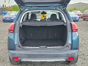 Peugeot 2008 thumbnail