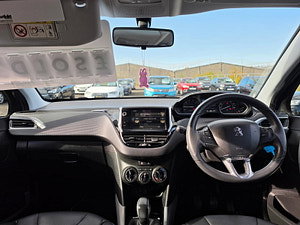 Peugeot 2008 thumbnail