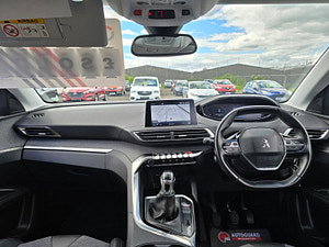 Peugeot 3008 thumbnail