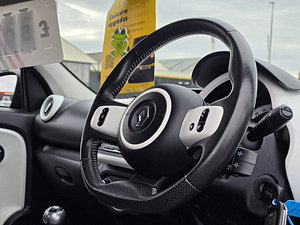 Renault Twingo thumbnail