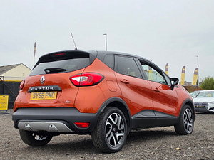 Renault Captur thumbnail