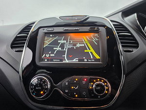 Renault Captur thumbnail