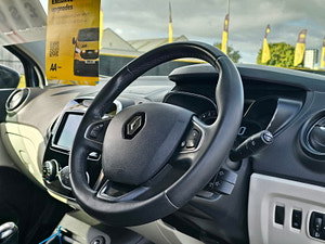 Renault Captur thumbnail