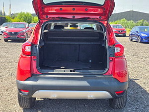 Renault Captur thumbnail