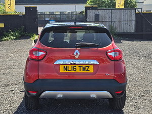 Renault Captur thumbnail