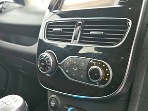 Renault Clio thumbnail