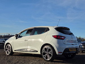 Renault Clio thumbnail