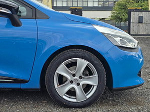 Renault Clio thumbnail