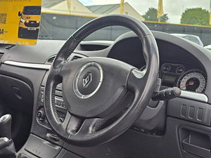 Renault Laguna thumbnail