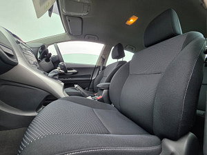 Toyota Auris thumbnail