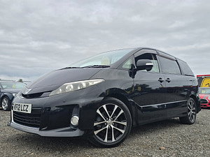 Toyota Estima thumbnail