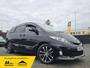 Toyota Estima thumbnail