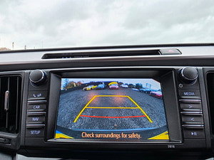 Toyota RAV4 thumbnail