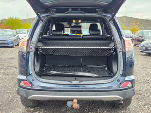 Toyota RAV4 thumbnail
