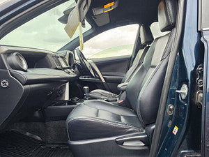 Toyota RAV4 thumbnail
