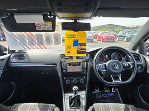 Volkswagen Golf thumbnail