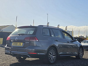 Volkswagen Golf thumbnail