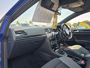 Volkswagen Golf thumbnail