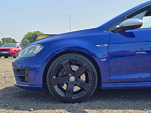 Volkswagen Golf thumbnail