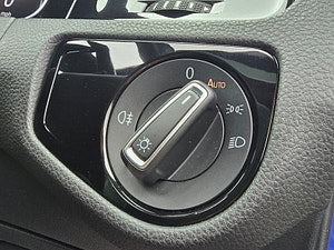 Volkswagen Golf thumbnail