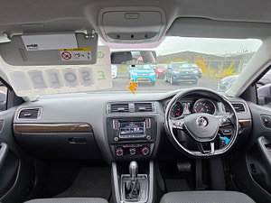 Volkswagen Jetta thumbnail