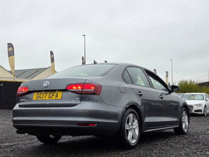 Volkswagen Jetta thumbnail