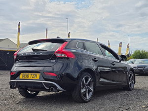 Volvo V40 thumbnail