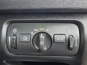 Volvo V40 thumbnail