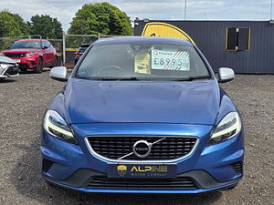 Volvo V40 thumbnail
