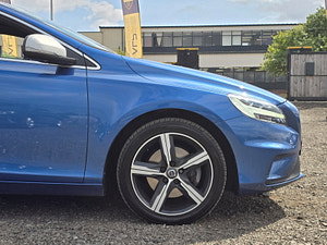 Volvo V40 thumbnail
