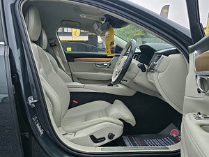 Volvo V90 thumbnail
