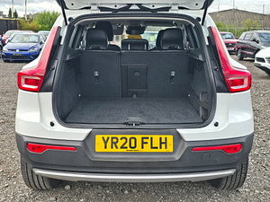 Volvo XC40 thumbnail