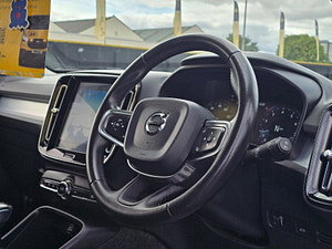 Volvo XC40 thumbnail