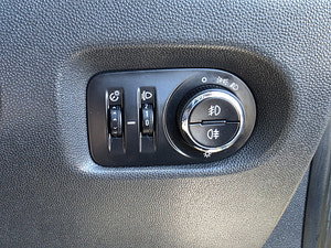 Vauxhall Corsa thumbnail