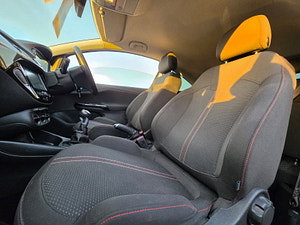 Vauxhall Corsa thumbnail