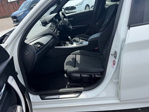 BMW 1 Series thumbnail