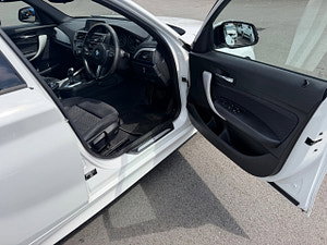 BMW 1 Series thumbnail