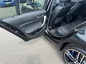 BMW 1 Series thumbnail