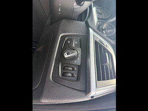 BMW 3 Series thumbnail