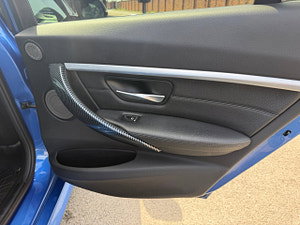 BMW 3 Series thumbnail