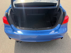 BMW 3 Series thumbnail