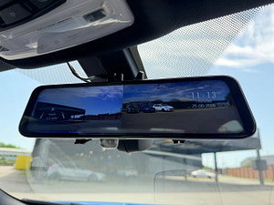BMW 3 Series thumbnail