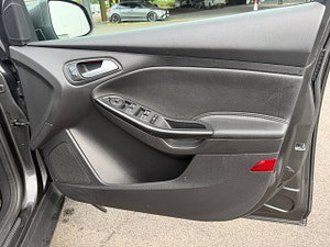 Ford Focus thumbnail