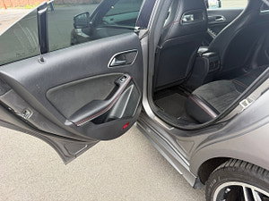 Mercedes-Benz CLA thumbnail
