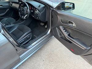 Mercedes-Benz CLA thumbnail