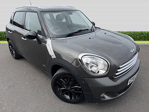 MINI Countryman thumbnail