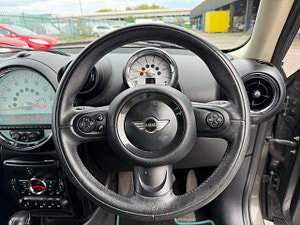 MINI Countryman thumbnail