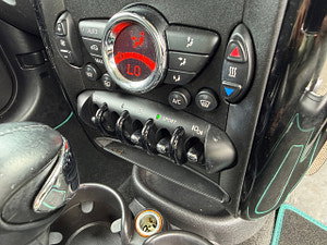 MINI Countryman thumbnail