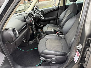 MINI Countryman thumbnail